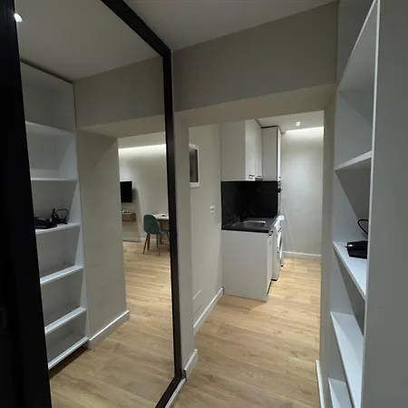 Apartament Orchide Mine Peza Tirana