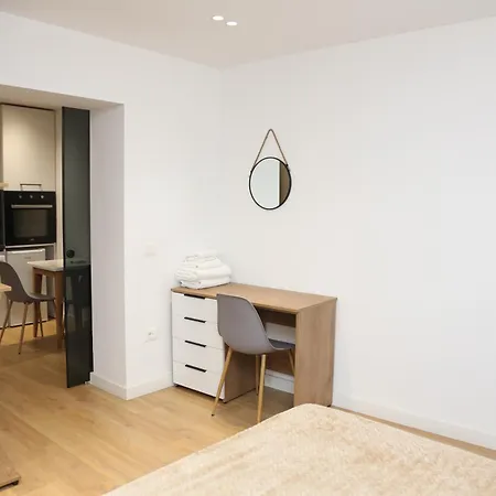 Orchide Mine Peza * 地拉那