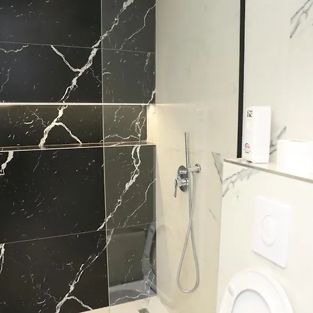 公寓 Orchide Mine Peza