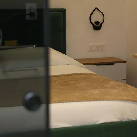 Apartamento Orchide Mine Peza *