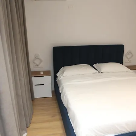 Apartament Orchide Mine Peza Tirana