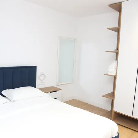 Orchide Mine Peza * Tirana