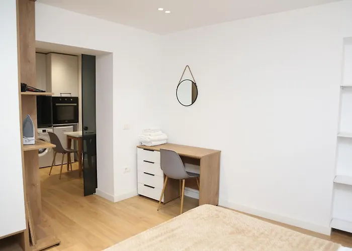 Orchide Mine Peza * Tirana