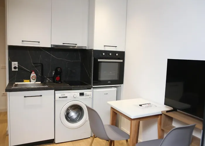 Orchide Mine Peza Lägenhet *